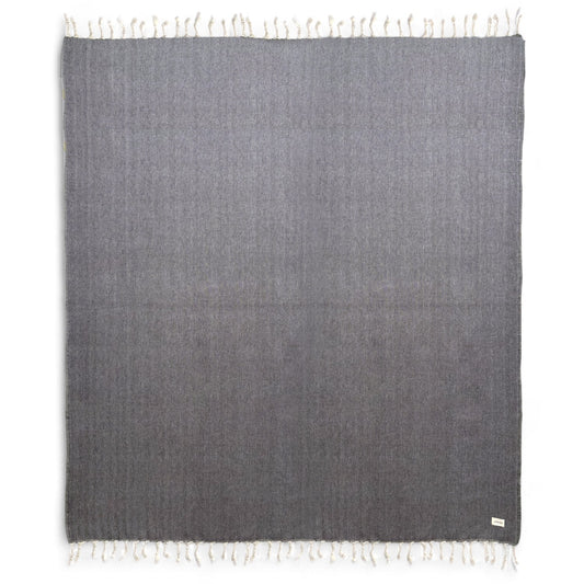 Herringbone 'NoSand' Blanket in Full-moon Black (Large)
